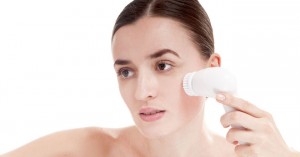 Face cleansing brushes including the Clarisonic