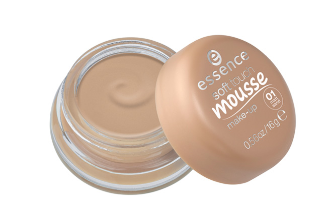 essence Soft Touch Mousse Make-Up