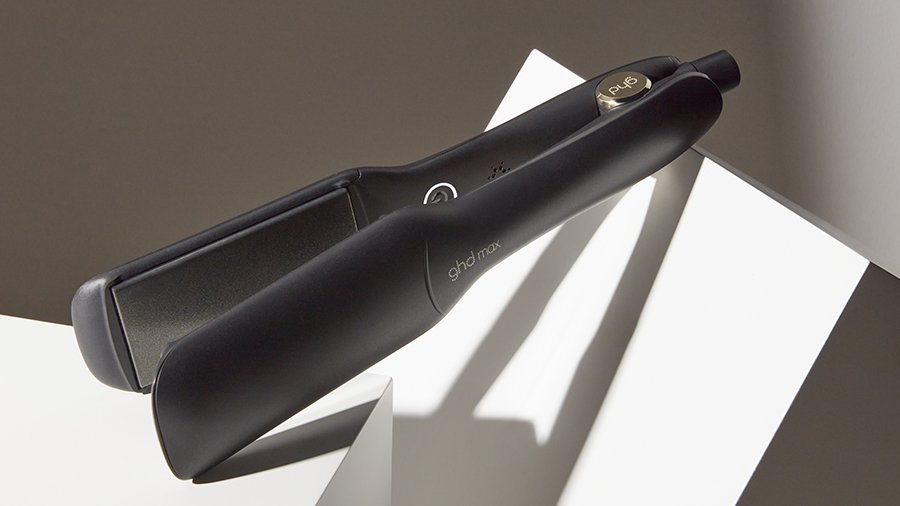 ghd Max – the long, thick, curly hair hero 1