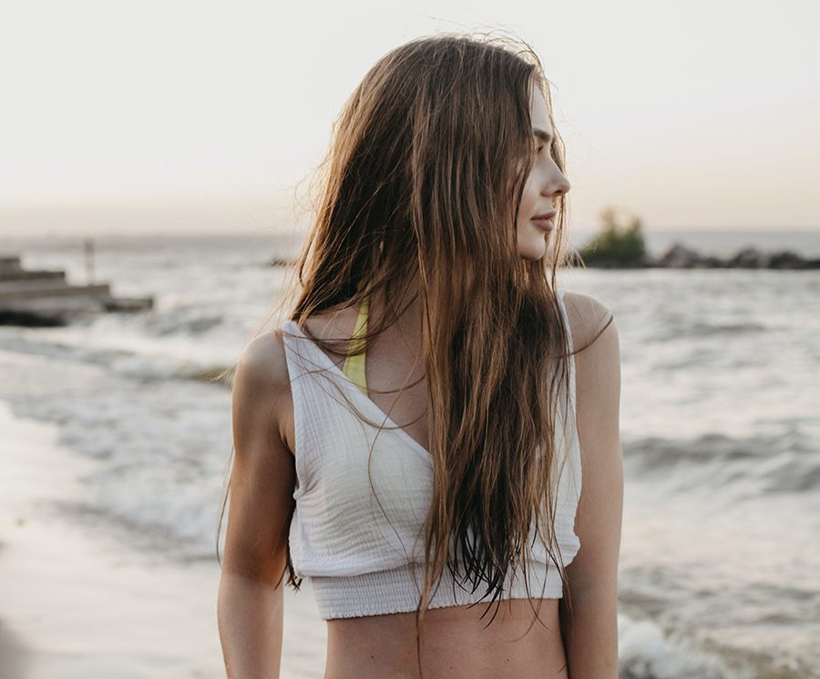 The ultimate hair care guide for beach-goers 2