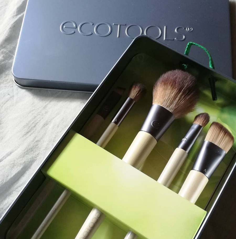 Win one of four EcoTools makeup brush sets 2