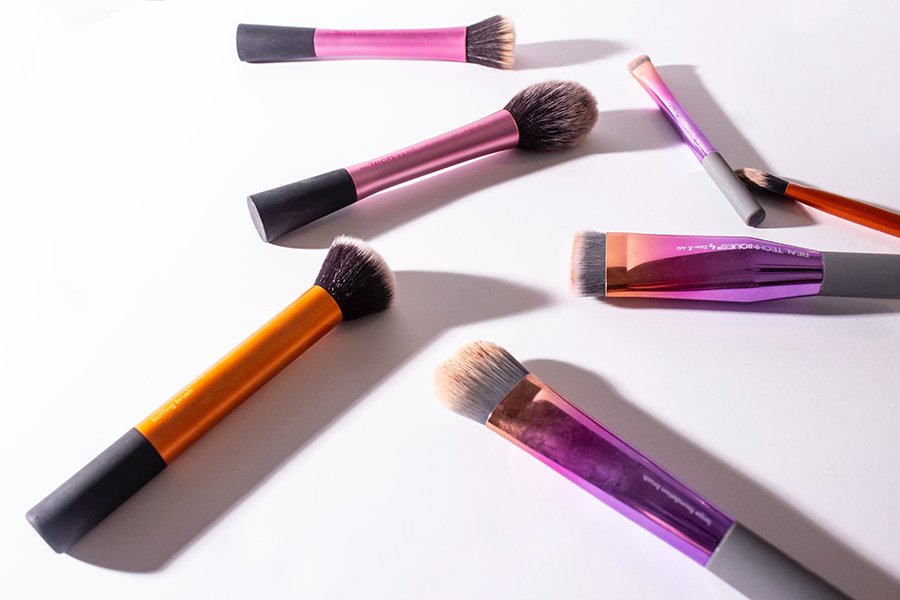 Essential makeup brushes everyone should have in their kit 1