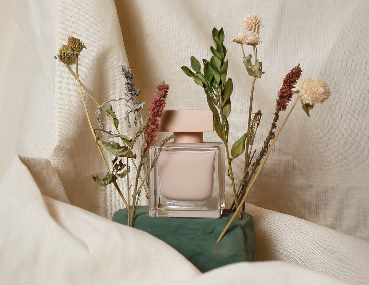 flowers and spring fragrance 