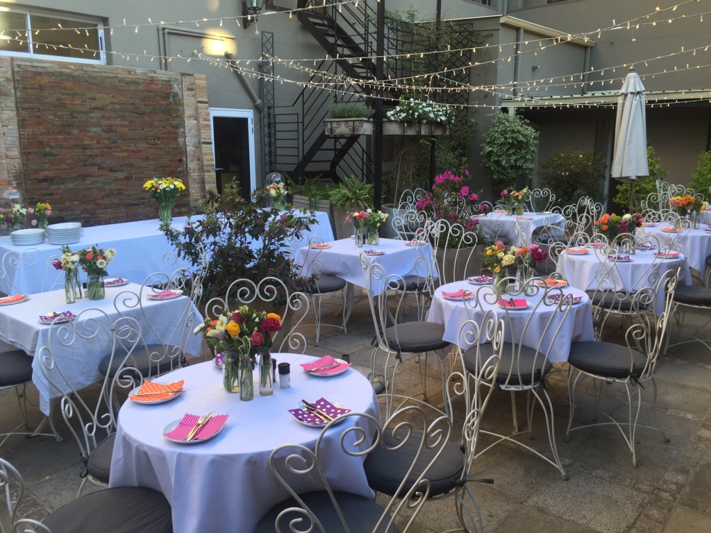 Win a voucher to spend at Arbour Café in Illovo 1 tables outside arbour Café in Illovo