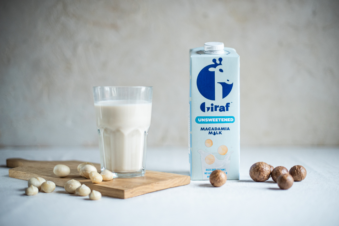 Giraf Unsweetened Macadamia Milk