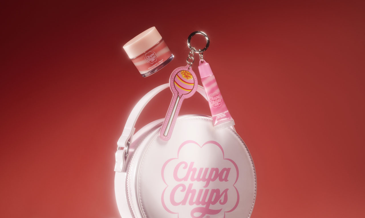 chupa chups keychain, beauty product and cosmetic handbag