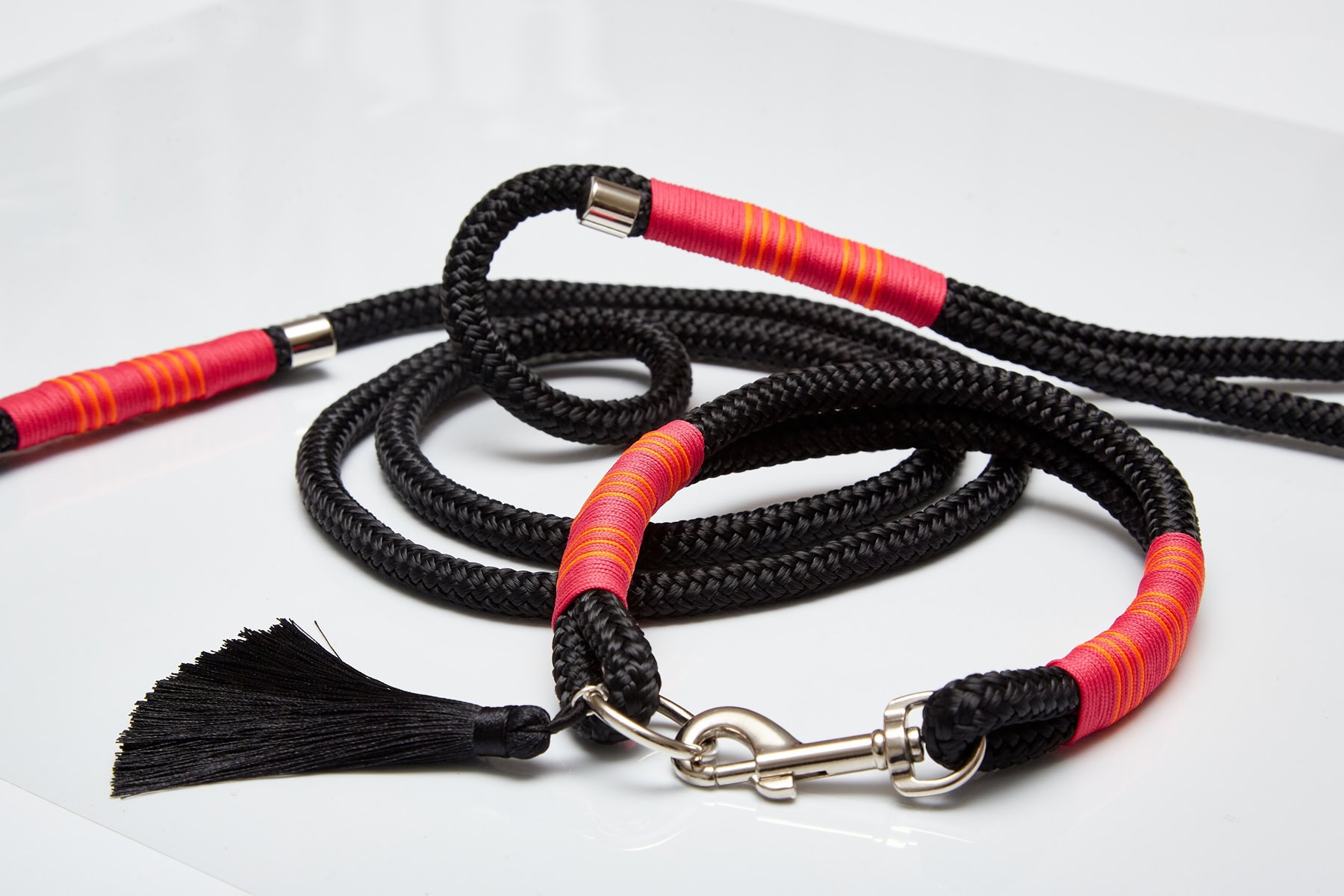 Senya dog lead and collar