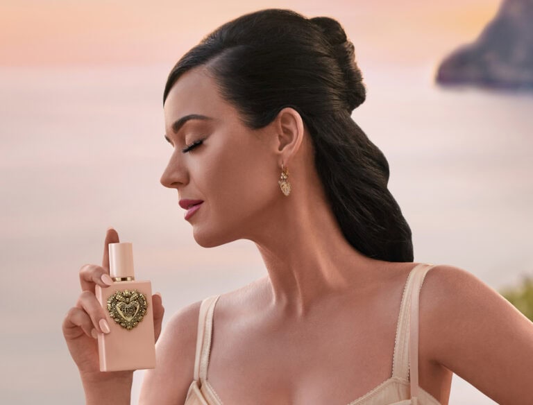 Katy Perry holding Dolce&Gabbana My Devotion EDP