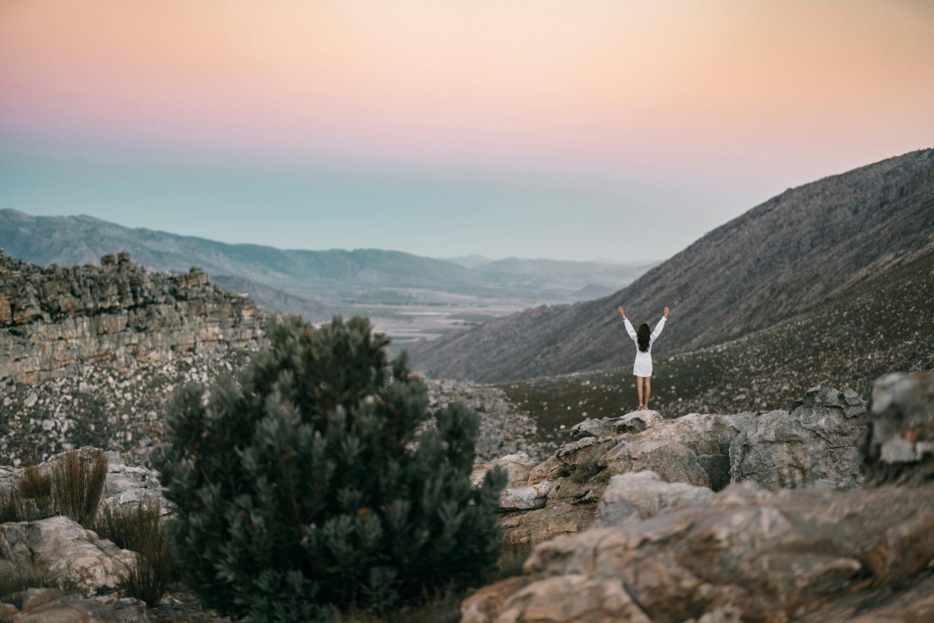Woman standing amid mountains in the Cederberg