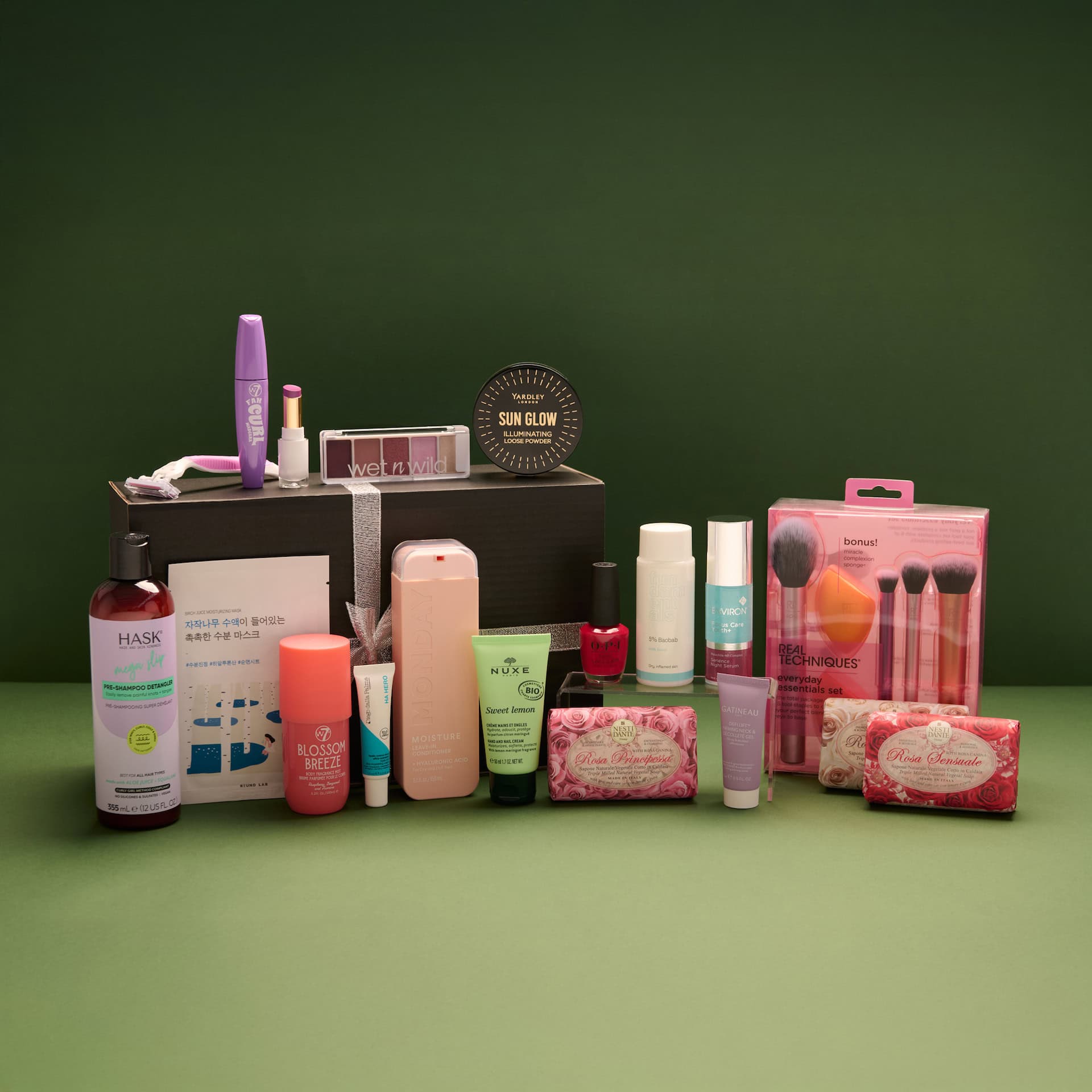 2026 Festive Beauty Box 2 2026 Festive Beauty Box - Image 2